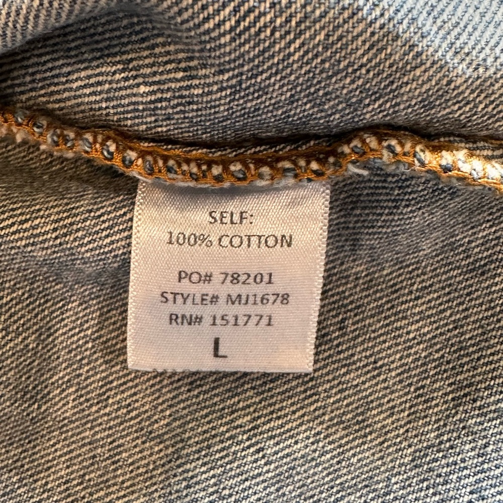 LE LIS Collection Cropped Jacket - Picture 8 of 8